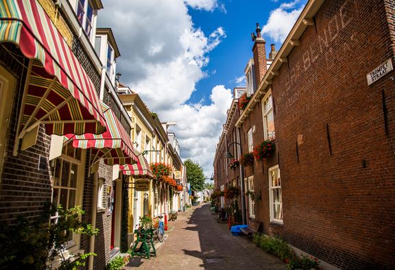 DELFT